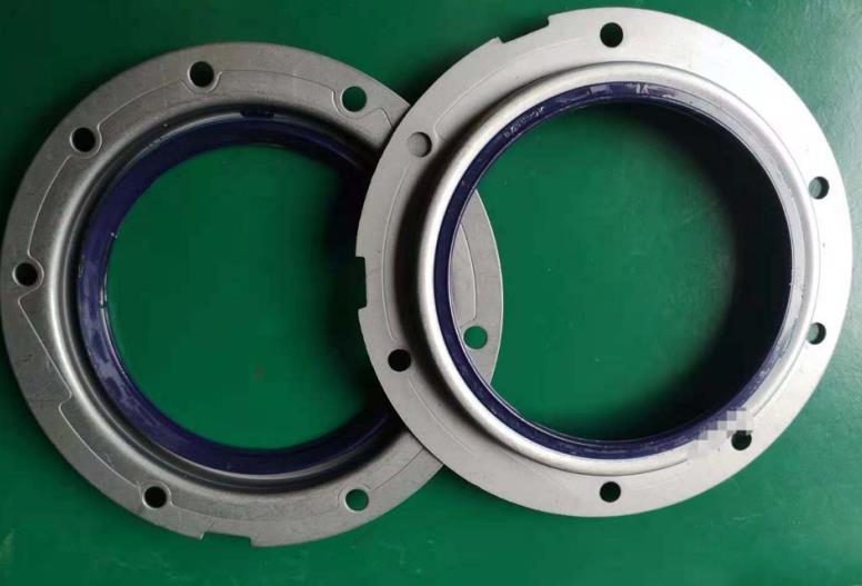 发动机油封.jpg 发动机油封.jpg